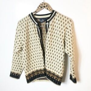 Skjaeveland Norway wool sweater Sz M